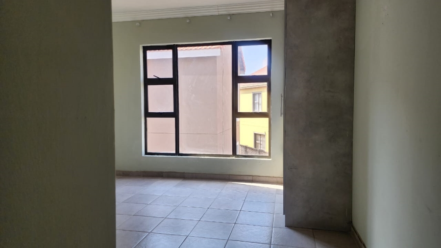 5 Bedroom Property for Sale in Waterkloof A H North West